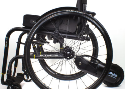 i_Ryde montiert am Rollstuhl